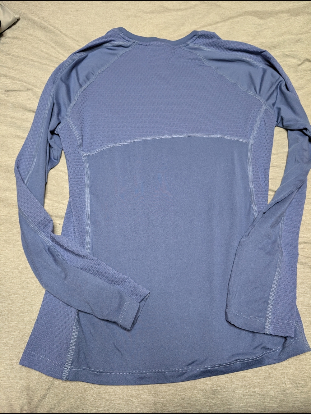 Columbia Long Sleeve Performance Shirt - Picture 3 of 3